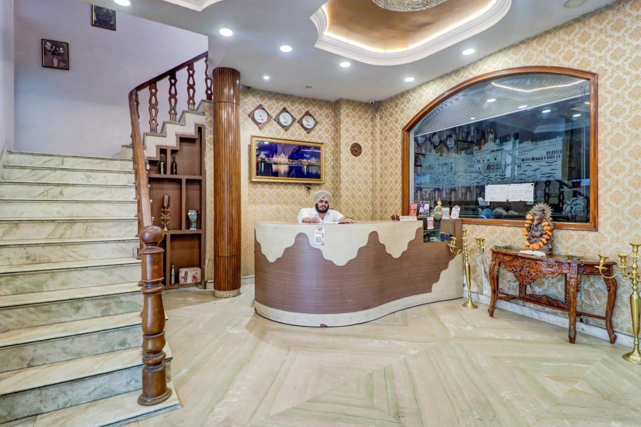 Capital O Divine Hotel Amritsar Ngoại thất bức ảnh